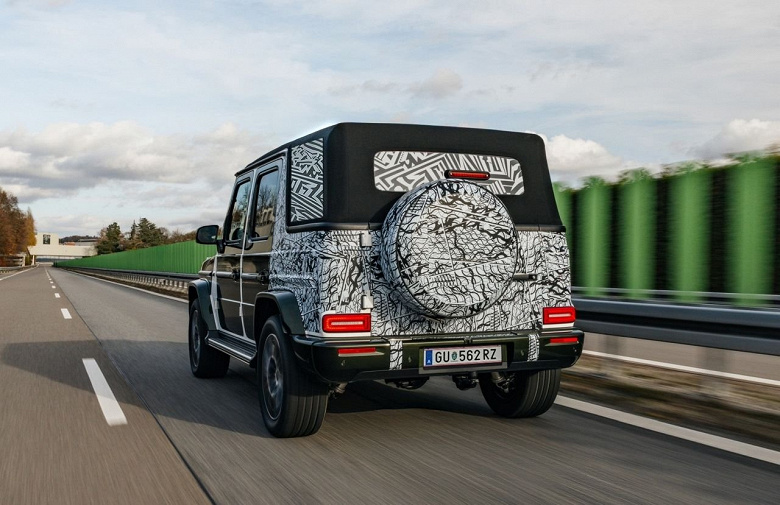 Возвращение легенды: Mercedes-Benz представил прототип кабриолета G-Class спустя 12 лет